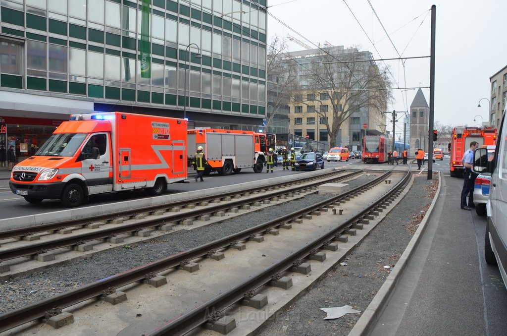 VU PKW Strab Koeln Mitte Pipinenstr Hohestr P097.JPG - Miklos Laubert